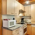 Holiday home Trucks Huette *